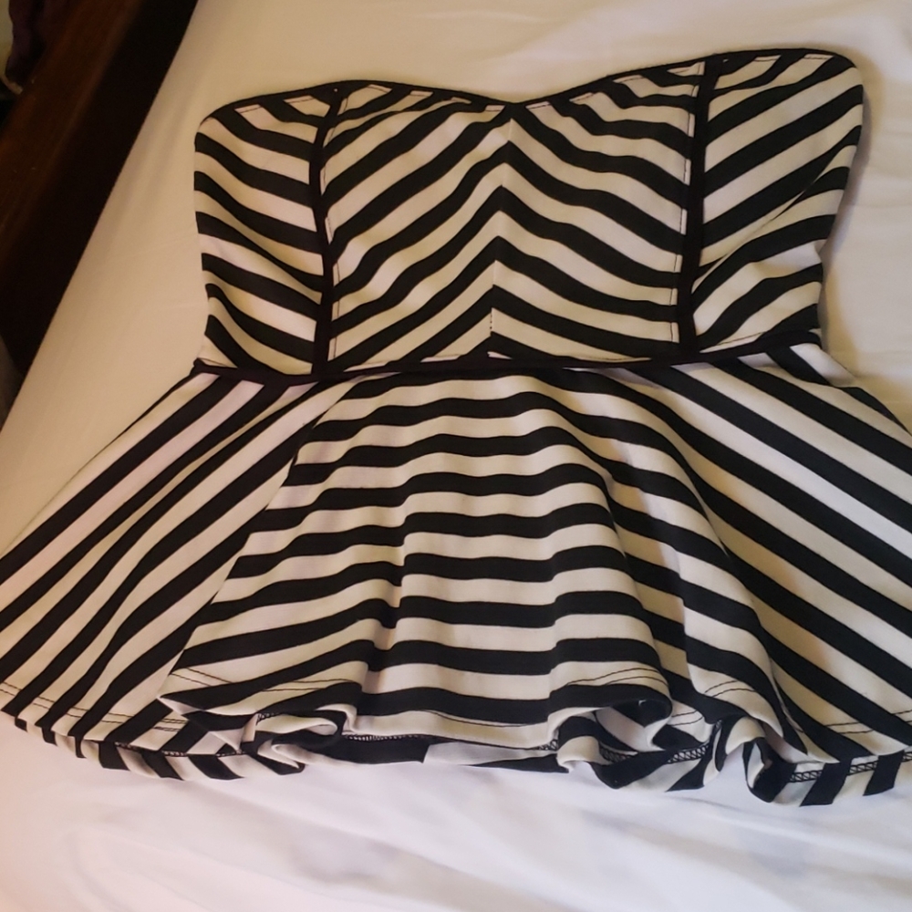 Arden B.strapless peplum Blouse #003